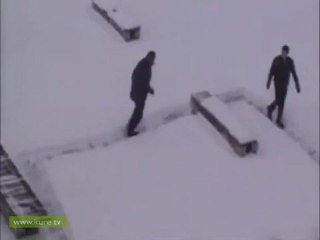 Karda şaka yapılırsa böyle yapılır