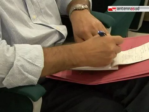 TG 04.10.12 Petruzzelli, Vendola appoggia la richiesta di priorità dei lavoratori