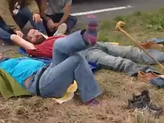 Asylpolitik: Protestmarsch nach Berlin | Politik direkt