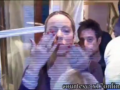 Nicki Minaj Cusses Out Mariah Carey During 'American Idol'