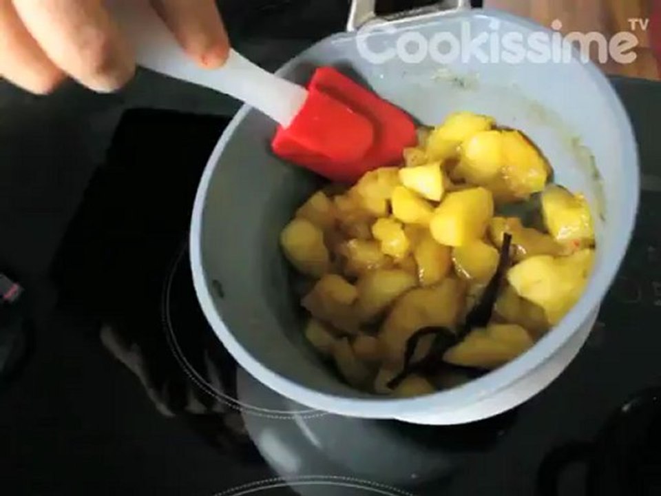 Compote de pommes et meringue folle