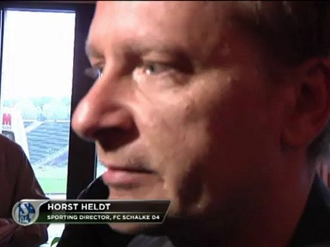 Schalkes Manager Horst Heldt erwartet Julian Draxler nach Armbruch in vier Wochen zurück