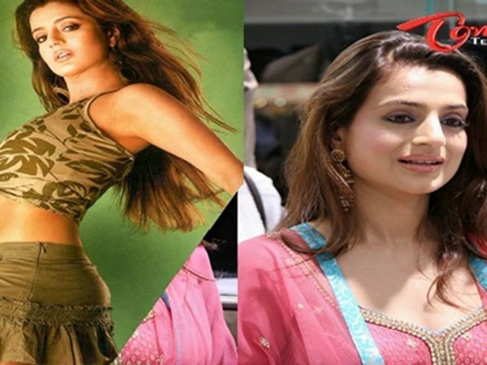 Bollywood Actress Ameesha Patel  Latest Pics