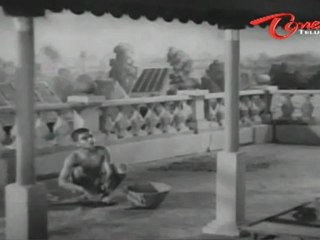 Telugu Comedy Scene Between Shavukaru Janaki - NTR