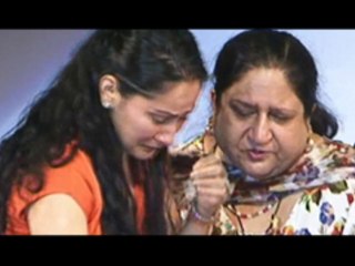 Sanjay Dutt & Manyata Dutt Cries @ Dr Batra Health Awards !