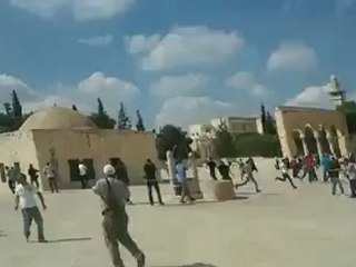 مجموعة قادمون يا فلسطين - مواجهات داخل الأقصى 05-10-2012