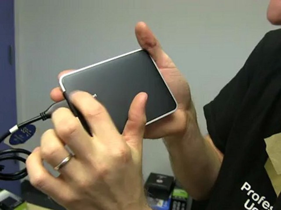 Western Digital WD Passport Edge for Mac USB3 Hard Drive Unboxing & First Look Linus Tech Tips