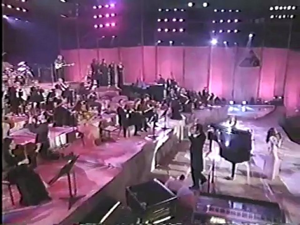 Live at the Taj Mahal India- Yanni - Love is all