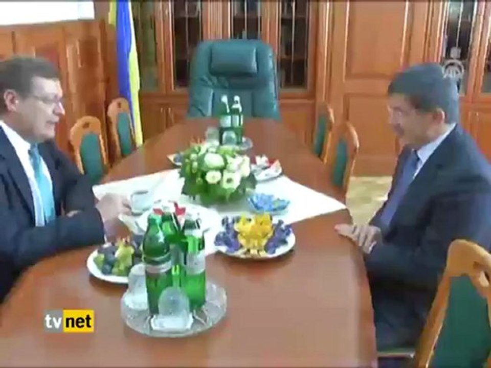 DAVUTOĞLU UKRAYNA'DA