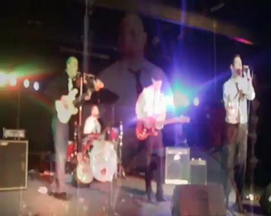 Video 01 - "Mr. Brightside", The Killers (cover)