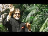 Amitabh Bachchan Meets Fans On His 70th Birthday !