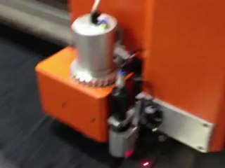 découpe de polaire  en 2 plis