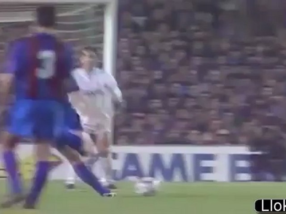 Xem video clip 10 bàn đẹp nhất của Barca trong các trận siêu kinh điển