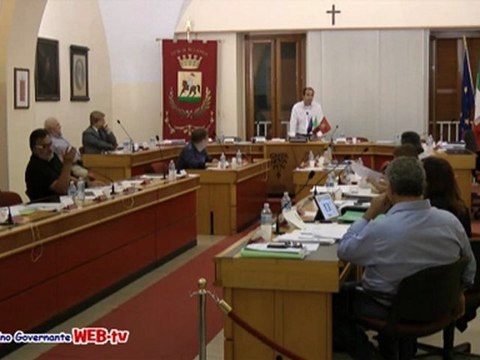 Consiglio comunale 28 settembre 2012 punto 1 spiaggia per cani intervento Pomante