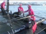 Vela - Ben Ainslie fa volare JP Morgan, male Luna Rossa