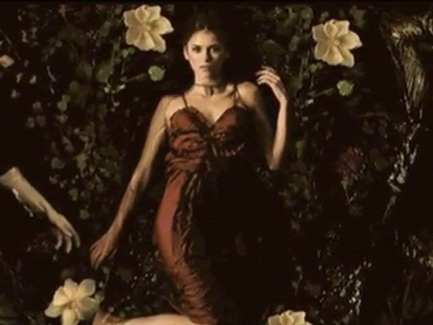 Vampire diaries full hotsell movie in hindi dailymotion