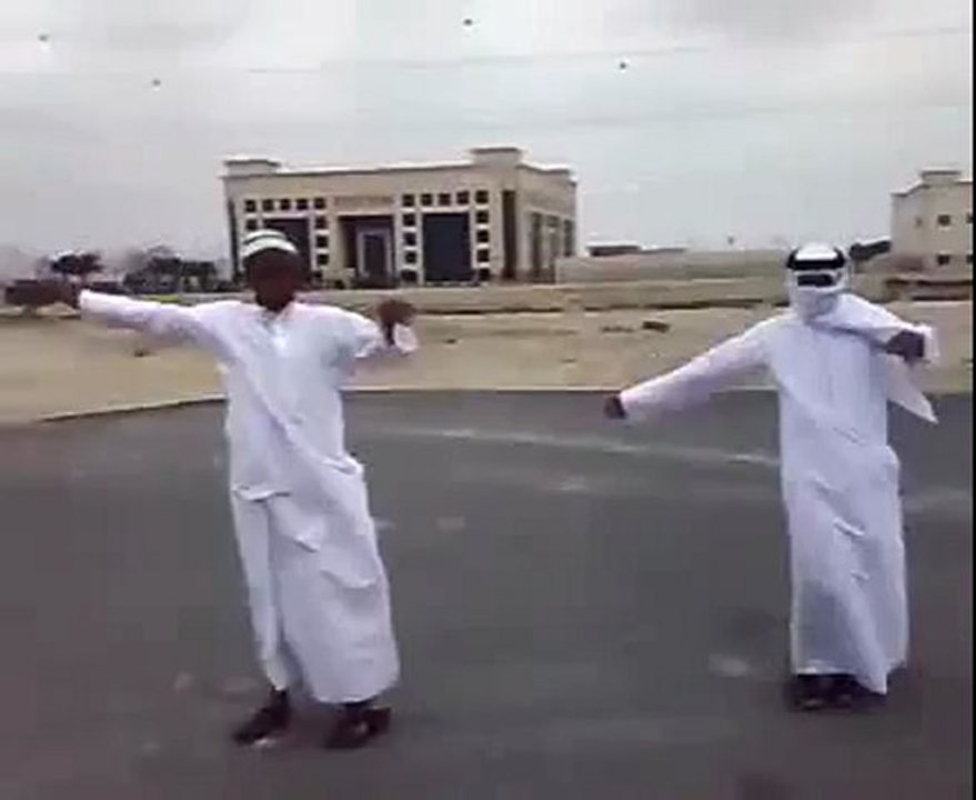 Araplar'dan_Michael_Jackson_Dansı_ mutlaka izle  :=))