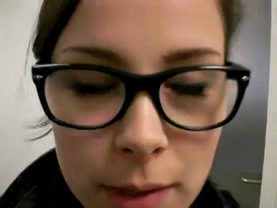 Lena zeigt uns ihren 'Privaten Raum' - Brainpool Studio