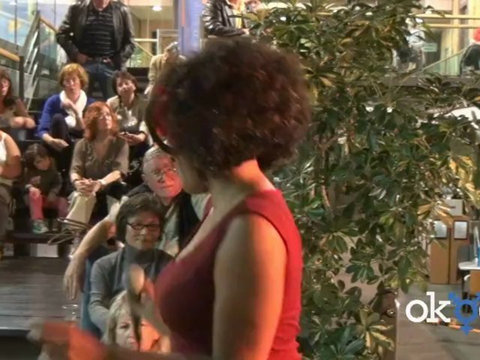 AGDE : RACHEL RATSIZAFY ET CÉDRIC CHAUVEAU interprètent "Sometimes I'm Happy"