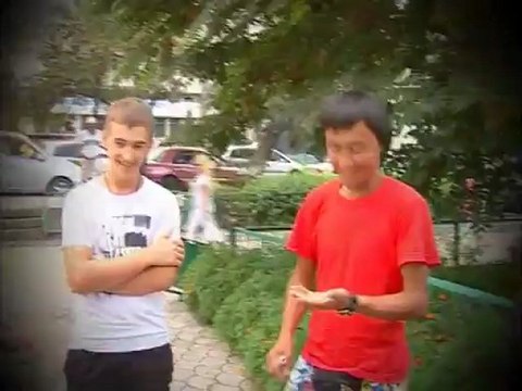 Уличный иллюзионист Владислав Сафин