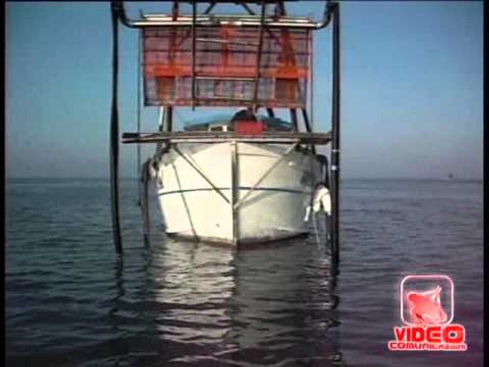 Castel Volturno (CE) - Pesca abusiva di cannolicchi (06.10.12)