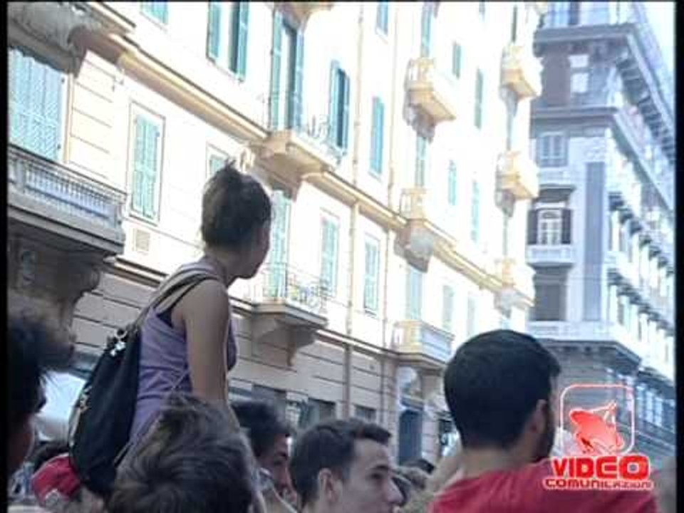 Napoli - Protesta degli studenti contro tagli (...