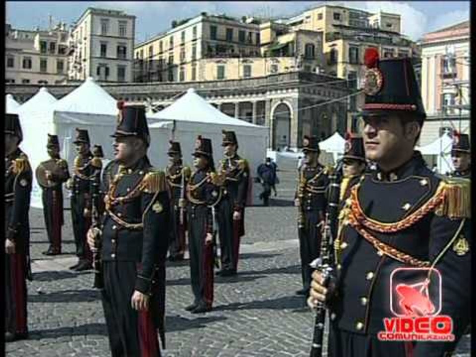 Napoli - Il "Villaggio della Salute" in piazza plebiscito (05.10.12)
