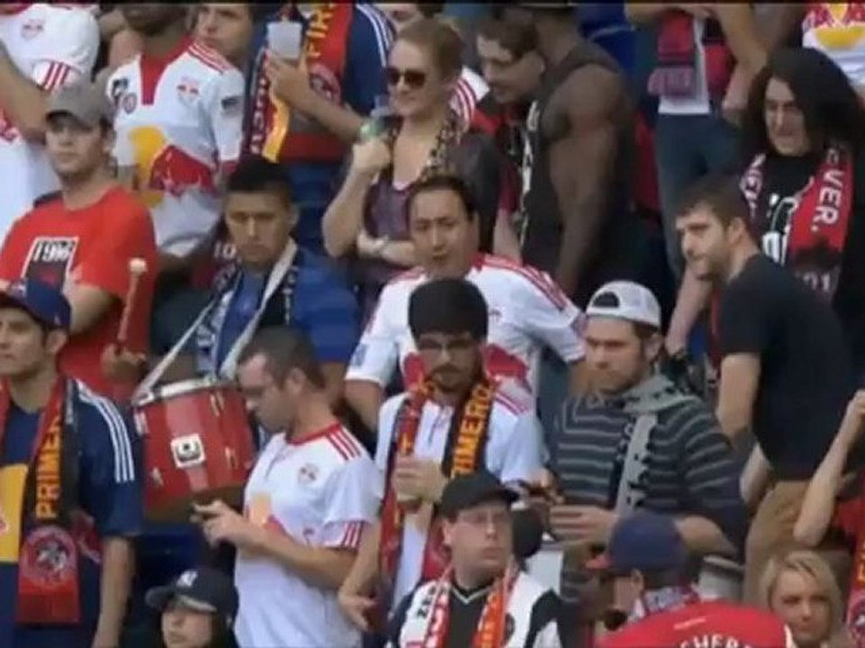 Doppelpack! MacDonald bläst New York vom Platz