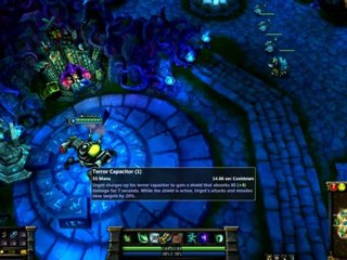 Noob Attempts LoL  (TheGardenSnake tries League)