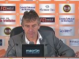 Conférence de presse FC Lorient - Olympique Lyonnais : Christian  GOURCUFF (FCL) - Rémi GARDE (OL) - saison 2012/2013