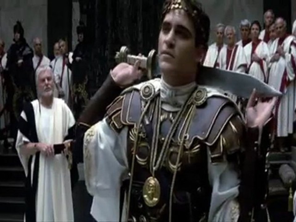 Asterix et Obelix vs Gladiator - au service de Sa Majesté - parodie bande annonce halluciner.fr