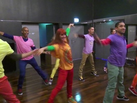 Les danseurs répètent pour La Tournée des Publivores