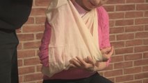 How To Tie A Support Sling Onto A Person With A Dislocated Shoulder