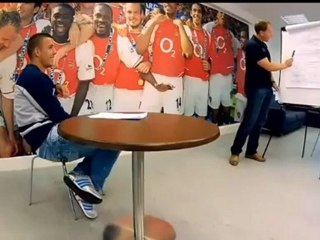 Podolski Londra jargonunu öğreniyor