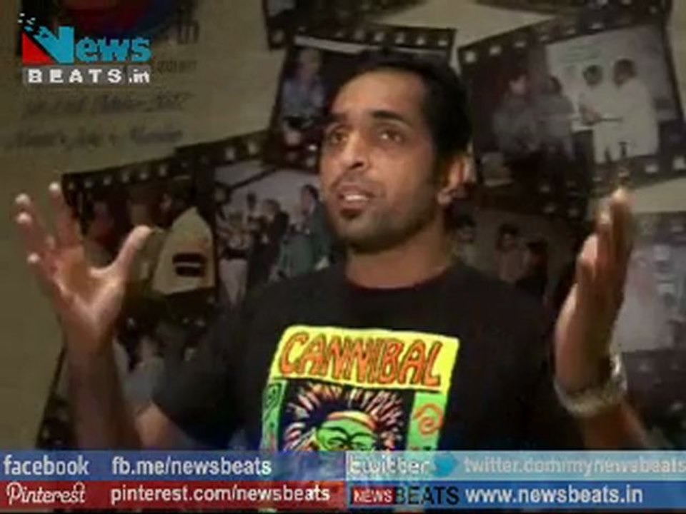 Yash Chopra gets Awards At Locations Awards Nite 2012