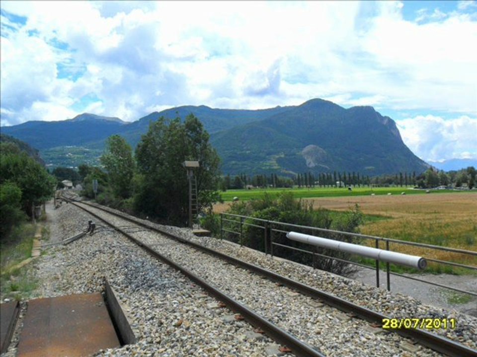 EYGLIERS & MONT DAUPHIN, HAUTES ALPES, FRANCE (1 of 4)
