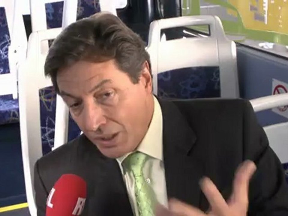 Mondial 2012 : déplacez-vous en navettes électriques