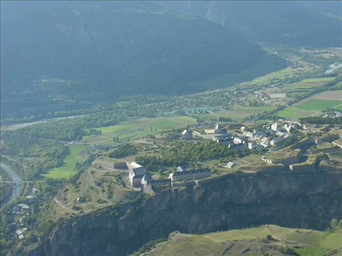 EYGLIERS & MONT DAUPHIN, HAUTES ALPES, FRANCE (3 of 4)