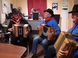 Passe-Montages dans les studios d'Eole Radio - Musique Traditionnelle du Morvan/Auxois