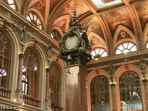 El Ibex cae un 0,8% y pierde los 7.900 puntos