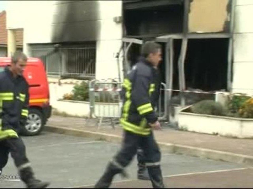 Incendie dans un entrepôt à Villemoisson-sur-Orge