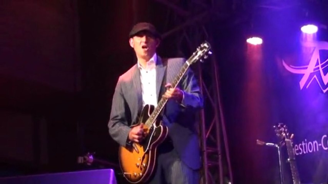 Steve Strongman "Take My Arms" Donnacona 2012