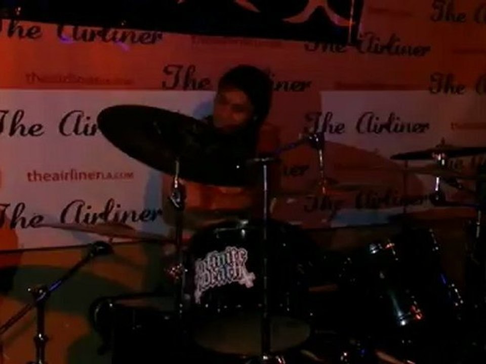 INFINITE DEATH  Drum solo the Airliner 10/07/2012