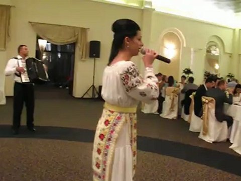 FANITA MODORAN si formatia OVIDIU BAND - Nunta 2012 HD