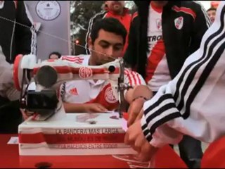 Dünyanın en büyük bayrağı: 8 km! - River Plate