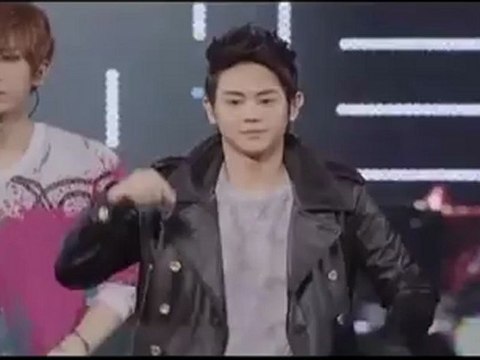 [Concert] 120322 Beast - Beautiful Show in Yokohama (Talk2 + Should i hug or not - 2JunKwang + Bad girl Japanese Ver. + Freeze)