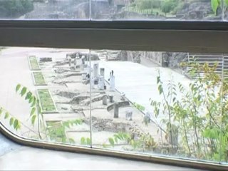 6. Vue sur les théâtre romains