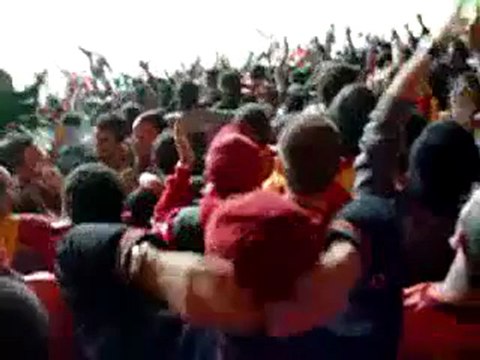 2008-2009 Galatasaray - Konyaspor Gol Sevinci