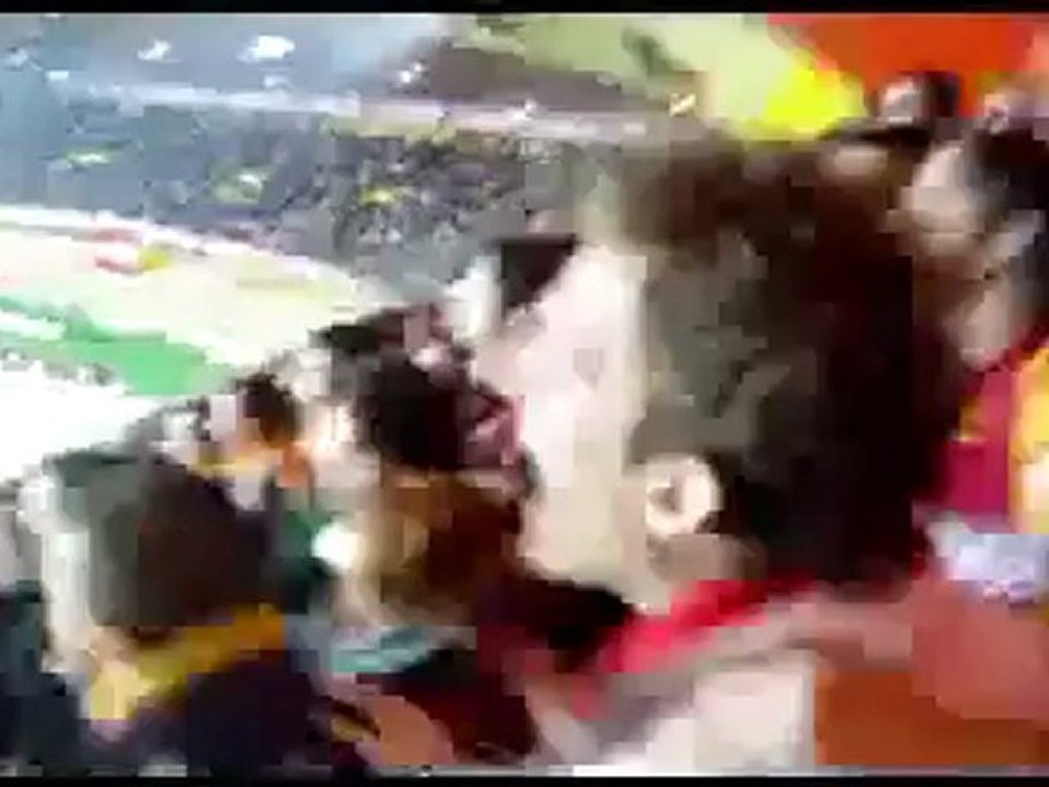 2008-2009 Galatasaray - İstanbulBB  Saldır Galatasaray-2
