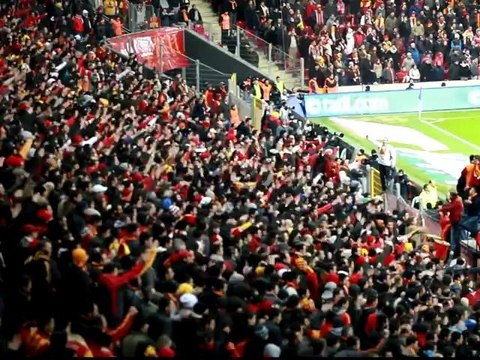 Galatasaray - Gençlerbirliği Sarı, Kırmızı, Şampiyon, Cimbombom